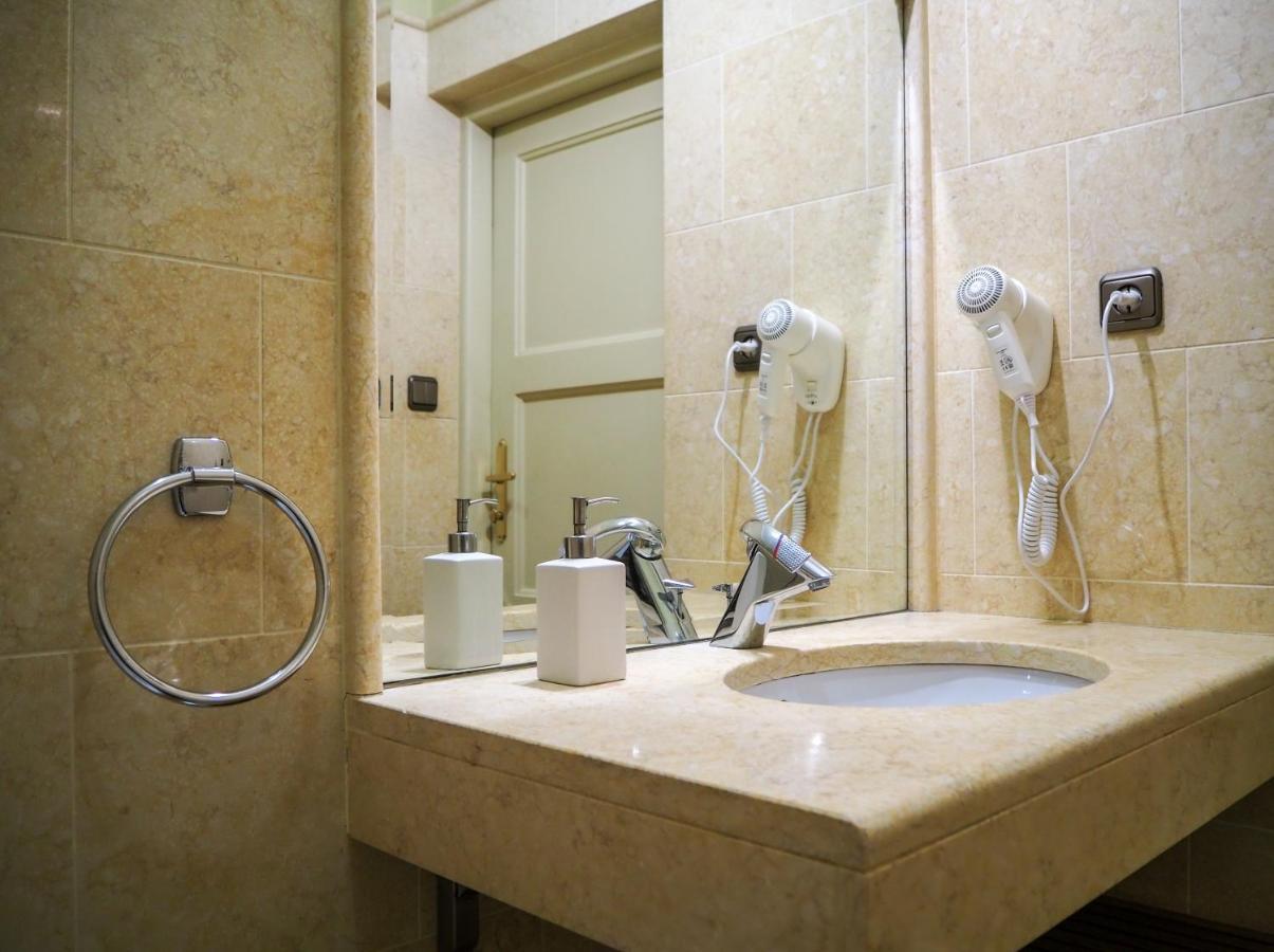Smetanovo Nabrezi - Riverview Old Town Apartment Прага Екстер'єр фото